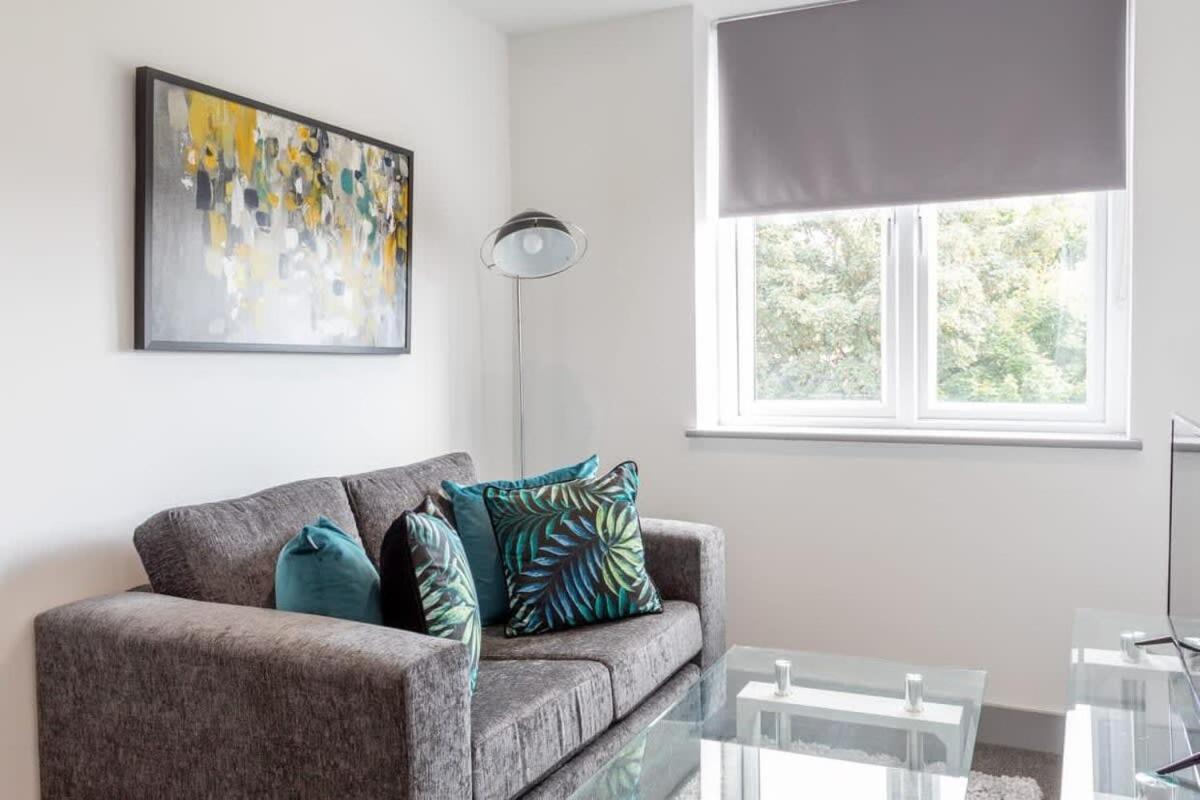 Charming 1 Bedroom Apartment In Leeds Leeds  Eksteriør billede