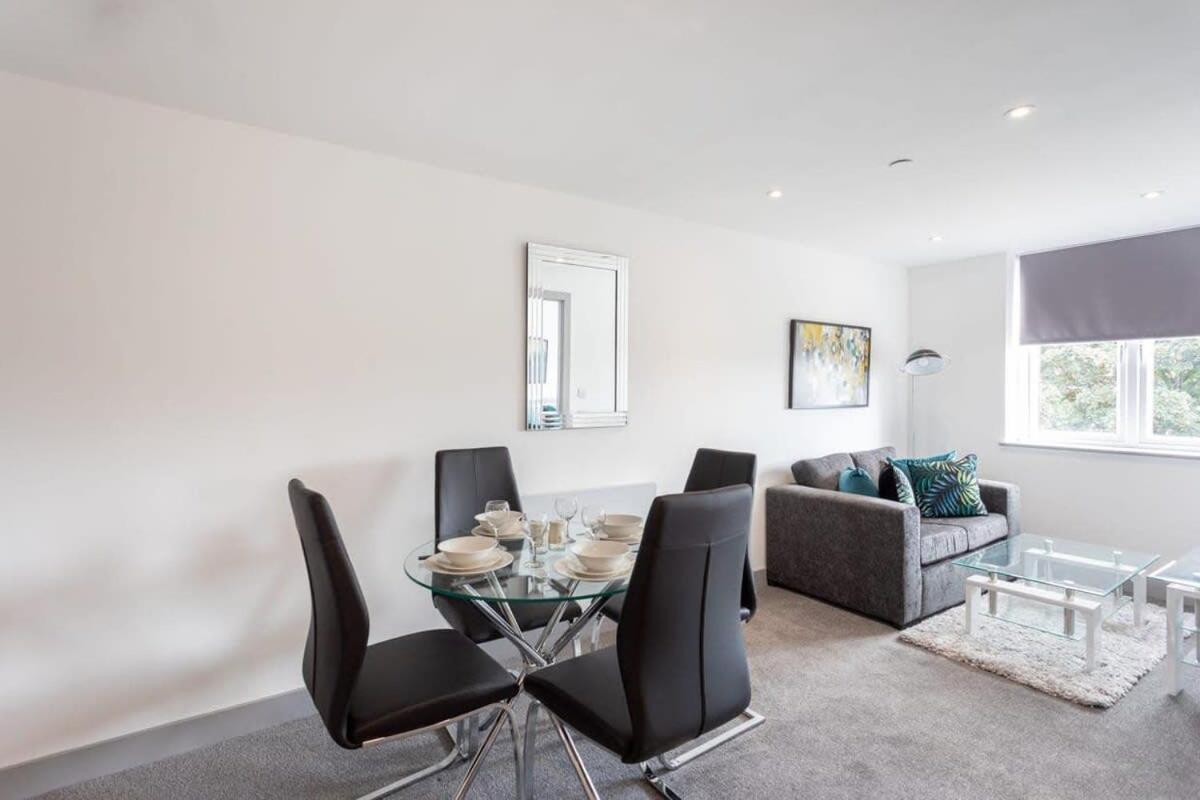 Charming 1 Bedroom Apartment In Leeds Leeds  Eksteriør billede
